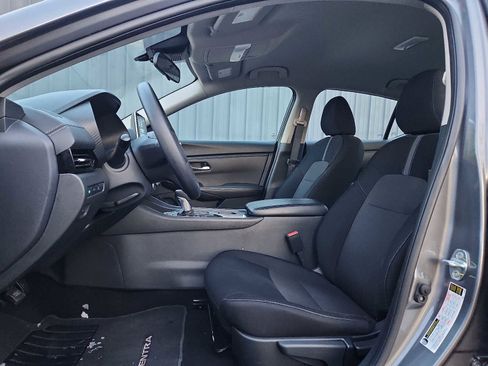 Used 2024 Nissan Sentra SV image 13