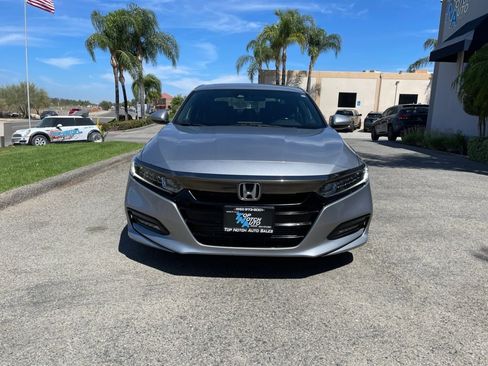 Used 2019 Honda Accord Sport image 2