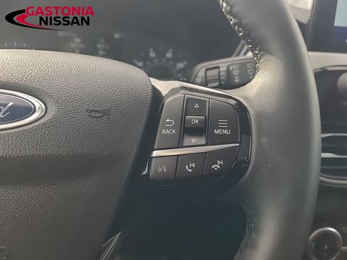 Used 2022 Ford Escape SEL image 38