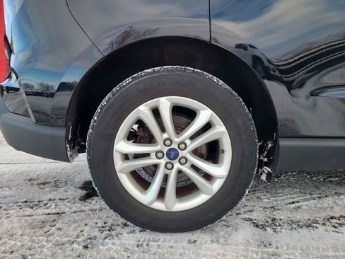 Used 2019 Ford Edge SEL image 14