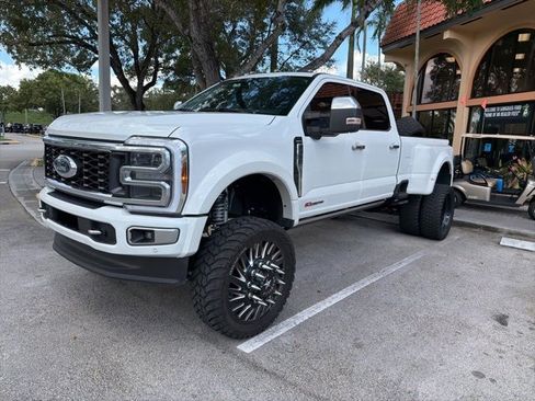 Used 2024 Ford F450 Limited w/ FX4 Off-Road Package image 2