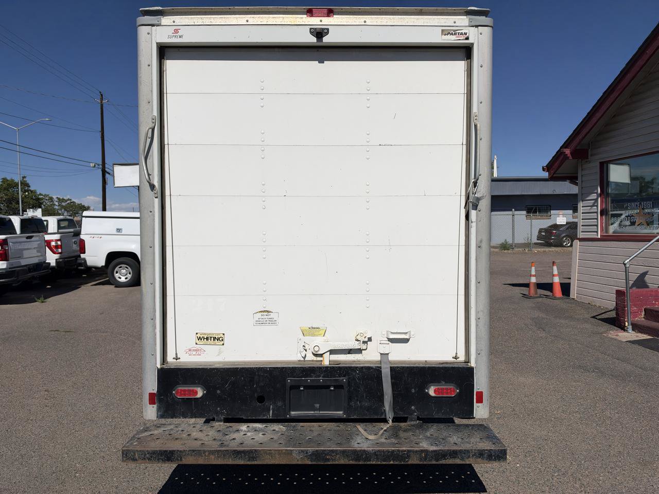 Used 2021 Chevrolet Express 3500 w/ Power Convenience Package RWD image 8