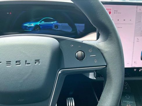 Used 2024 Tesla Model X AWD/4WD image 12