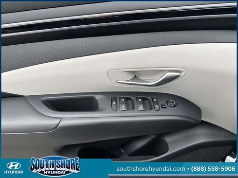 Certified 2023 Hyundai Tucson SE AWD/4WD image 17