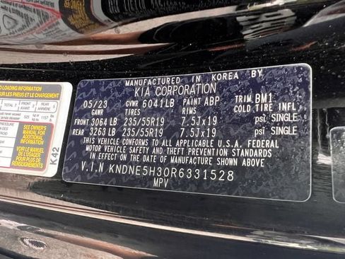 Used 2024 Kia Carnival SX Prestige FWD image 48