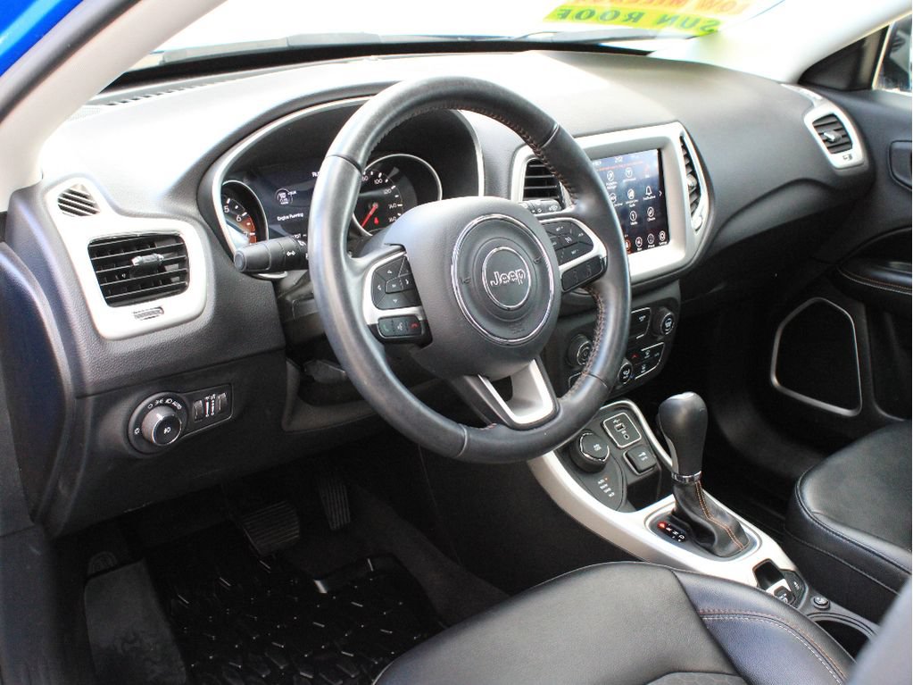 Used 2019 Jeep Compass Latitude w/ Popular Equipment Group AWD/4WD image 12