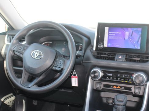 Certified 2025 Toyota RAV4 LE FWD image 22
