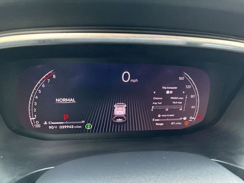 Used 2023 Acura MDX SH-AWD w/ Technology Package image 16