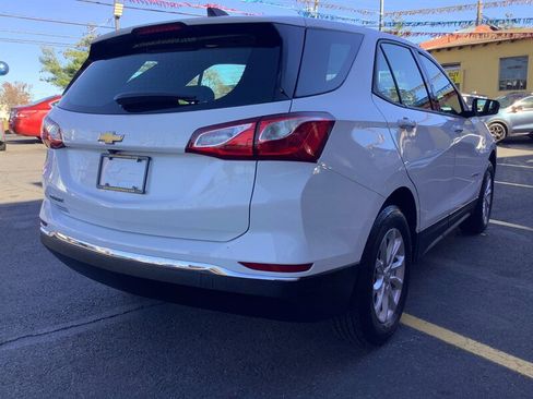 Used 2018 Chevrolet Equinox LS FWD image 7