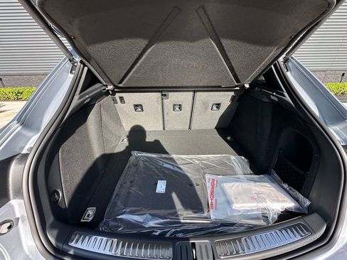 Used 2026 Porsche Macan S image 37