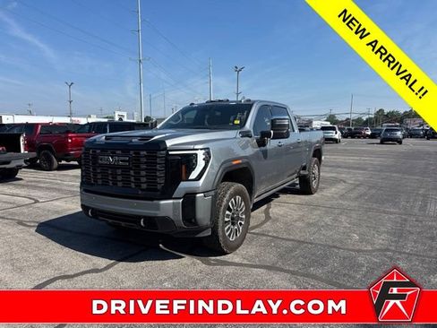 Used 2025 GMC Sierra 2500 Denali Ultimate AWD/4WD image 1