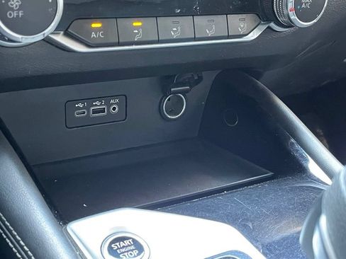 Used 2023 Nissan Altima 2.5 SV FWD image 19