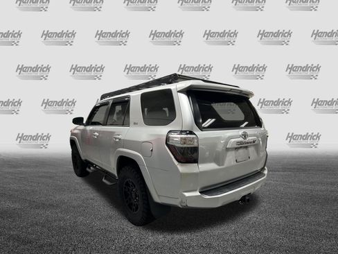 Used 2019 Toyota 4Runner SR5 RWD image 10