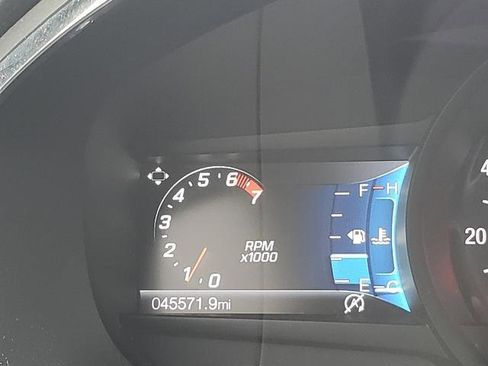 Used 2021 Ford Edge ST image 27