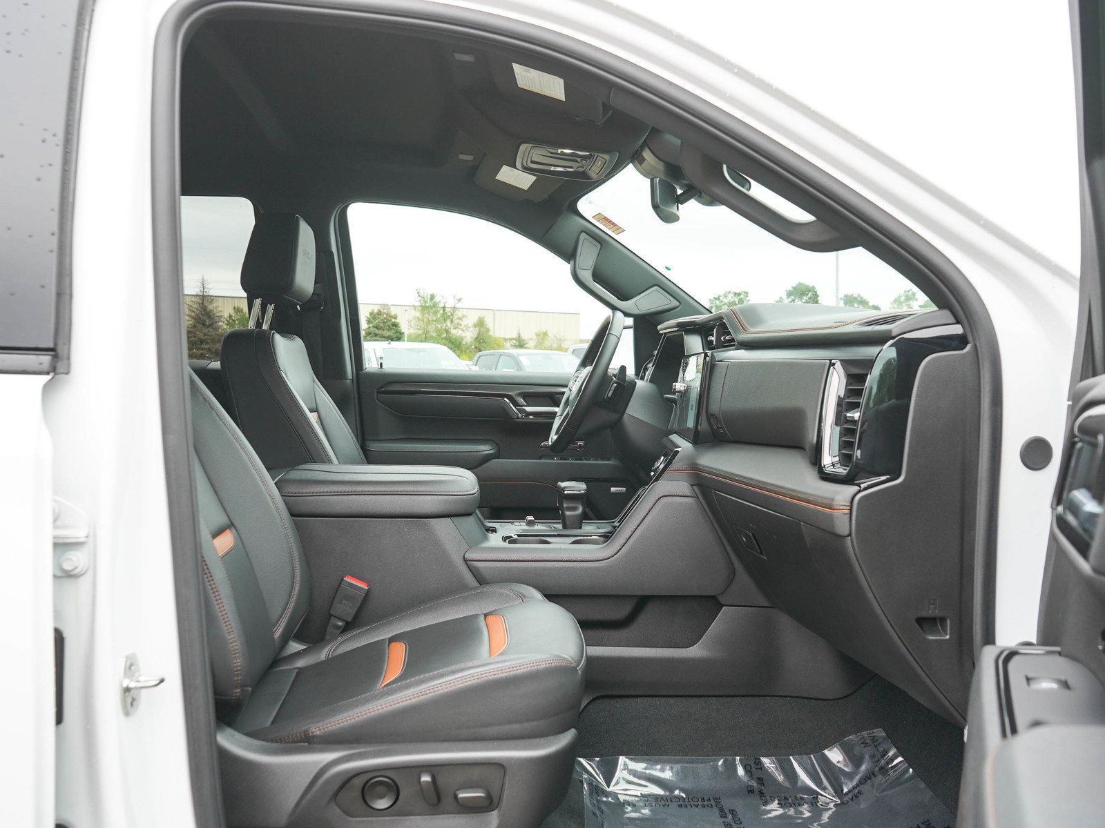 Used 2025 GMC Sierra 1500 AT4 AWD/4WD image 11