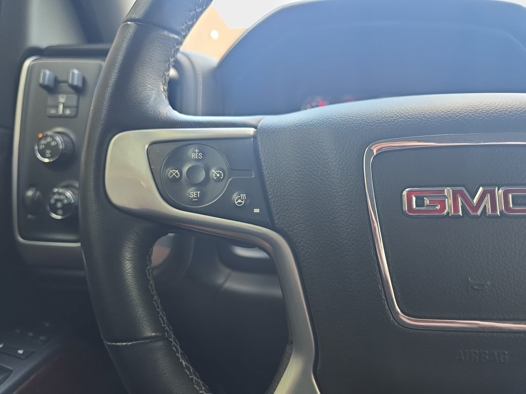 Used 2015 GMC Sierra 1500 SLT w/ SLT Preferred Package AWD/4WD image 19