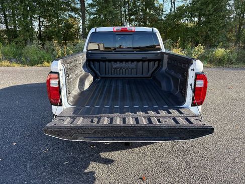 New 2026 GMC Canyon AT4 image 7