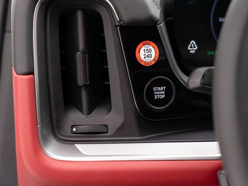 New 2026 Porsche Cayenne Coupe image 29