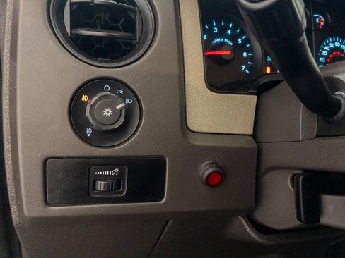 Used 2010 Ford F150 XL image 27