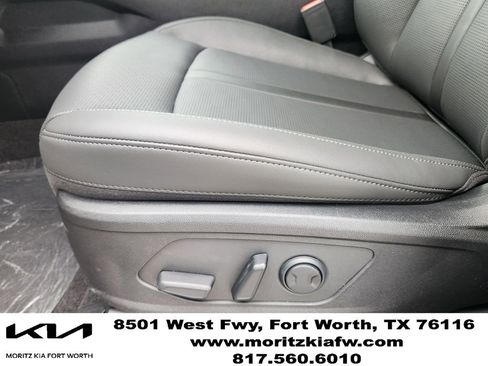 New 2026 Kia Sorento S FWD image 17