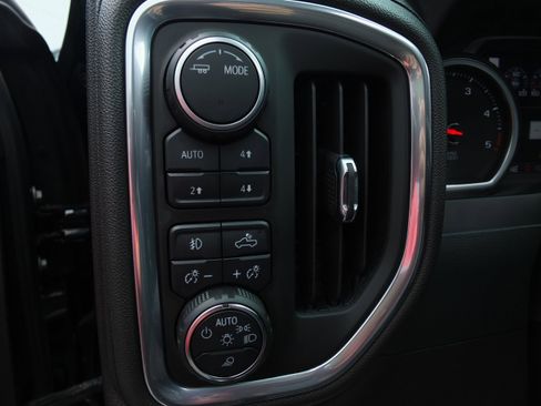 Used 2022 Chevrolet Silverado 2500 High Country w/ Safety Package II AWD/4WD image 20