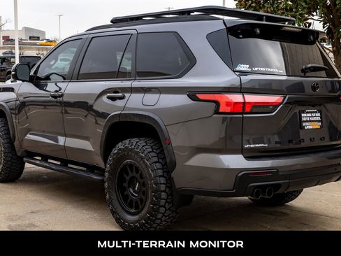 Used 2025 Toyota Sequoia TRD Pro AWD/4WD image 7