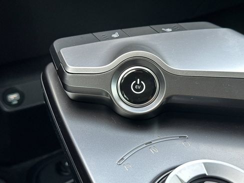 Certified 2023 Kia EV6 Light image 23