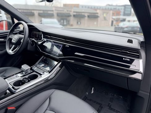 Certified 2025 Audi Q7 3.0T Premium Plus w/ Premium Plus Package image 23