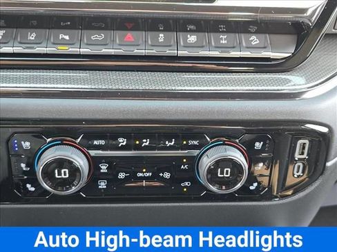 New 2026 Chevrolet Silverado 2500 ZR2 w/ LPO, Dark Essentials Package AWD/4WD image 29