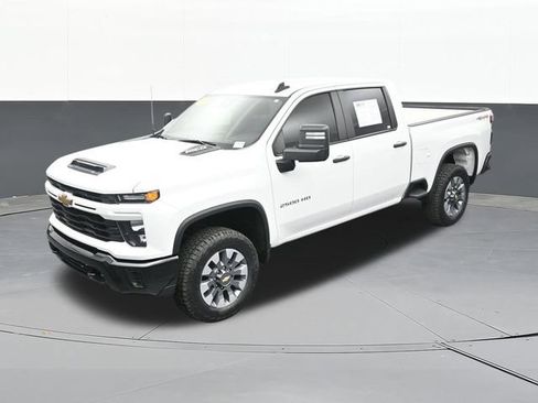 Used 2024 Chevrolet Silverado 2500 Custom w/ Custom Convenience Package AWD/4WD image 71