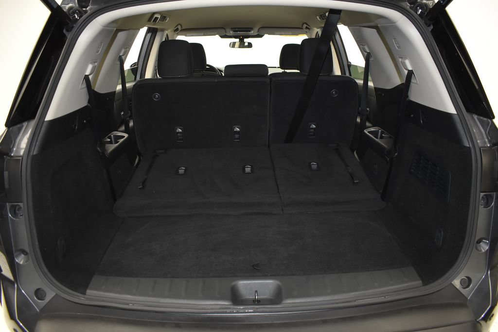 Certified 2025 Nissan Pathfinder SV FWD image 37