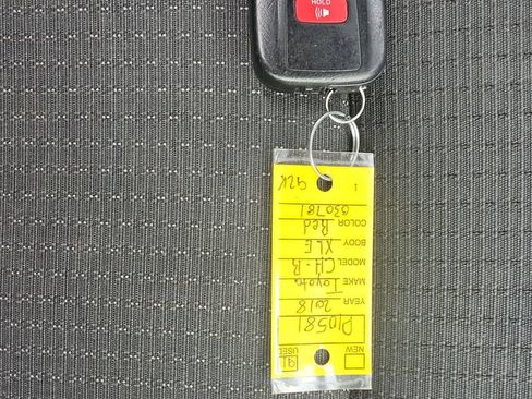 Used 2018 Toyota C-HR XLE FWD image 36