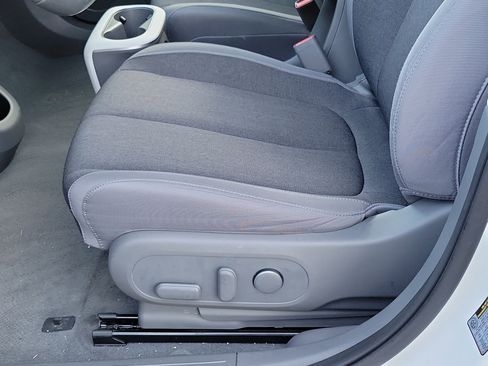 Certified 2024 Hyundai Ioniq 5 SE image 20