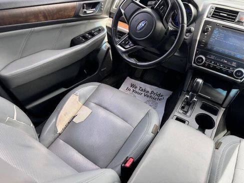 Used 2018 Subaru Outback 2.5i Limited image 27