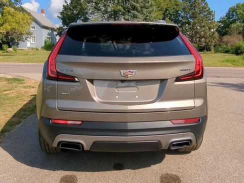 Used 2020 Cadillac XT4 Premium Luxury w/ Driver Assist Package image 4