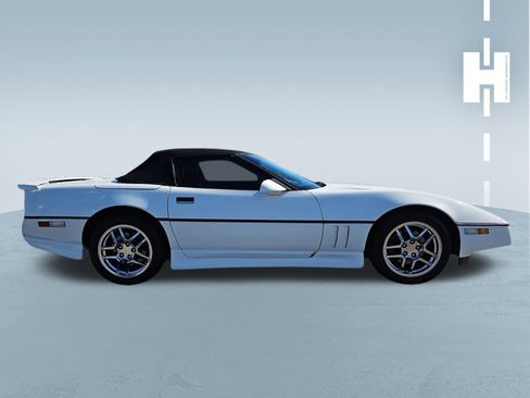 Used 1990 Chevrolet Corvette Base image 2