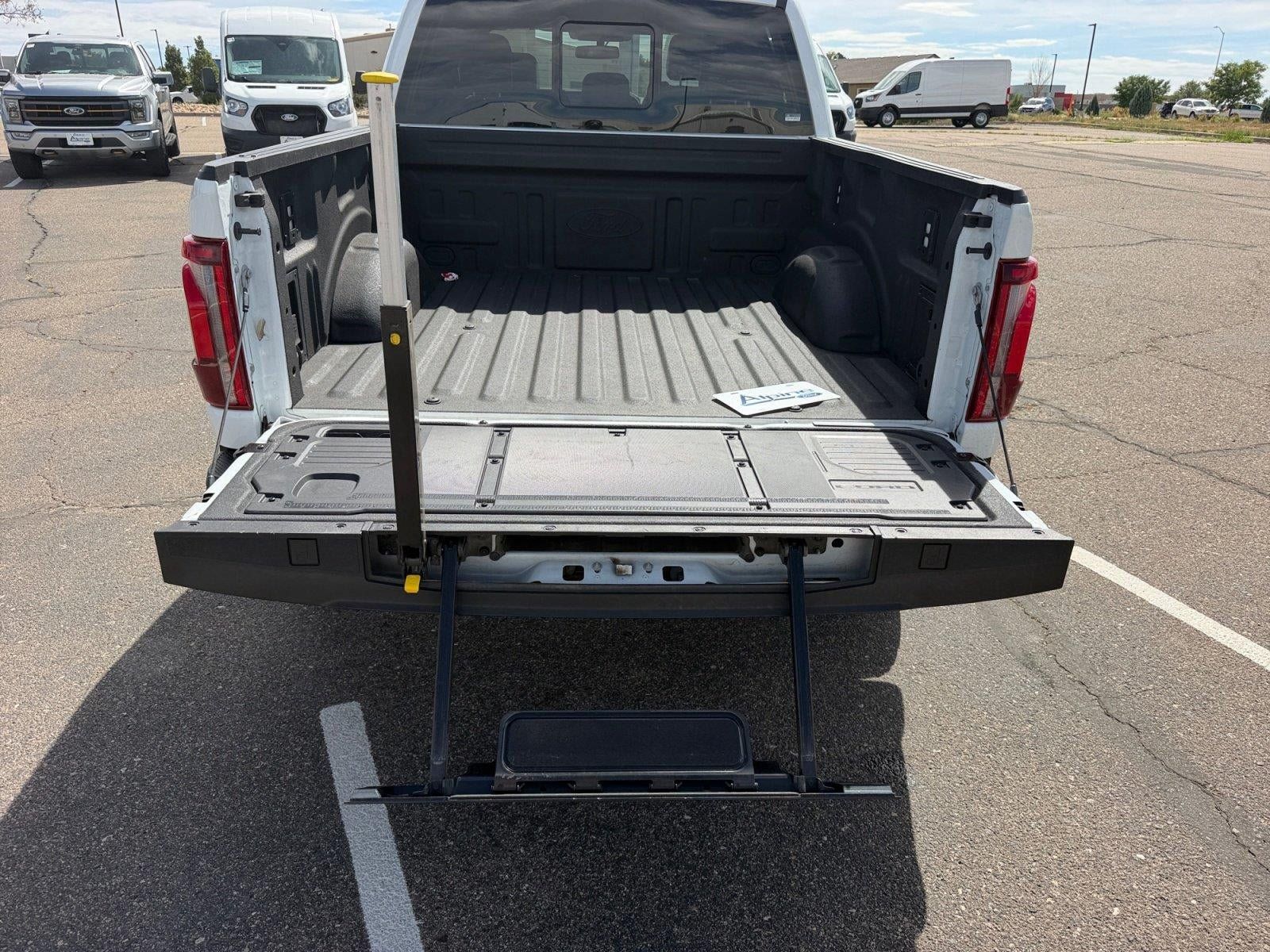 Used 2024 Ford F150 Raptor AWD/4WD image 22