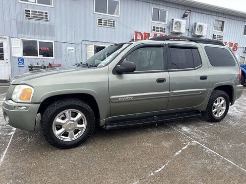 Used 2004 GMC Envoy XL SLE w/ 1SB Preferred Equipment Group image 2