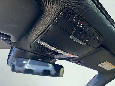 Used 2019 Mercedes-Benz E 300 image 47
