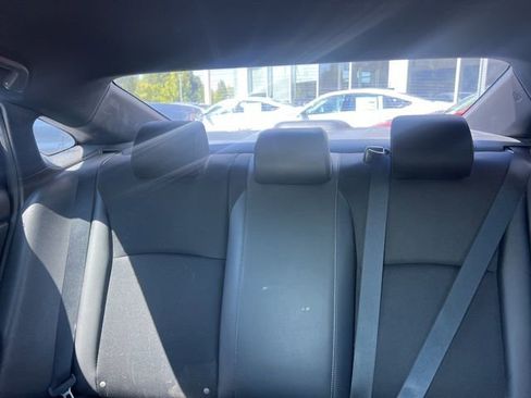 Used 2020 Honda Civic Sport image 9