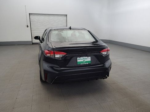 Used 2022 Toyota Corolla SE image 6