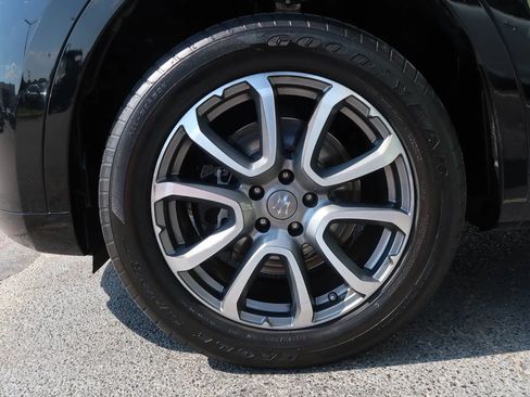 Used 2017 Maserati Levante w/ Luxury Package image 54