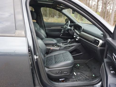 Used 2023 Kia Telluride EX X-Line image 18