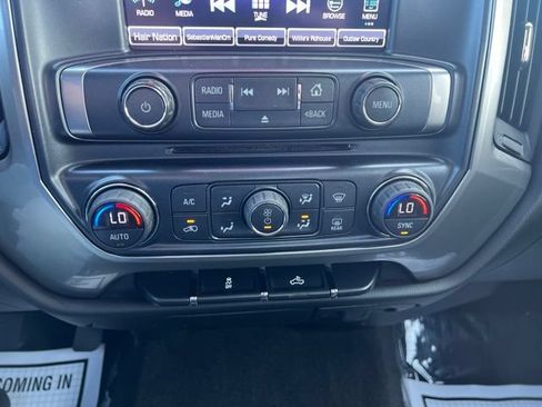Used 2018 Chevrolet Silverado 1500 LT w/ All Star Edition AWD/4WD image 27