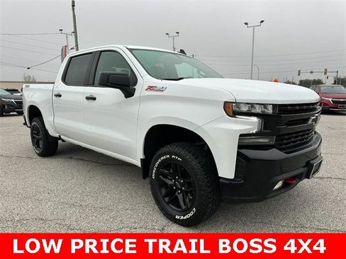 Certified 2021 Chevrolet Silverado 1500 LT Trail Boss w/ Convenience Package II image 8