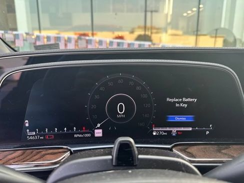 Certified 2023 Cadillac Escalade ESV Premium Luxury Platinum w/ LPO, Radiant Package AWD/4WD image 7
