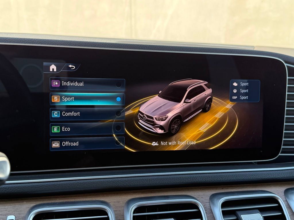 Used 2025 Mercedes-Benz GLE 450 4MATIC image 25