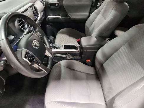 Used 2023 Toyota Tacoma SR5 w/ Technology Package image 32