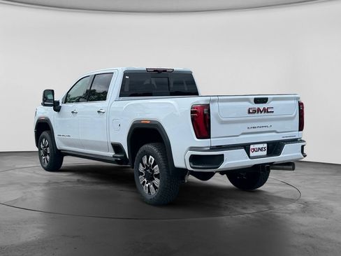 New 2026 GMC Sierra 3500 Denali w/ Denali Reserve Package AWD/4WD image 6
