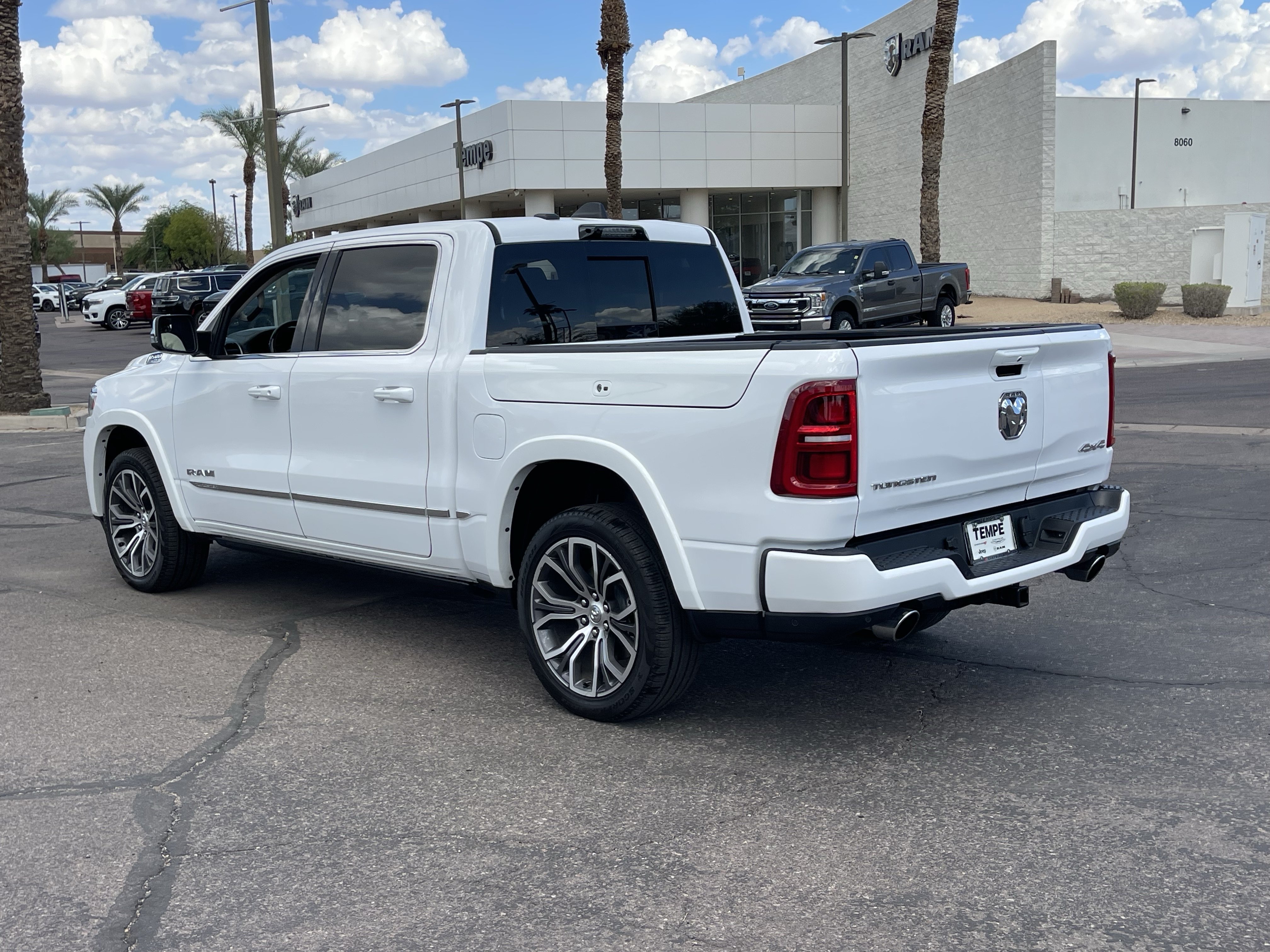 Certified 2025 RAM 1500 Tungsten w/ Trailer Tow Group AWD/4WD image 4